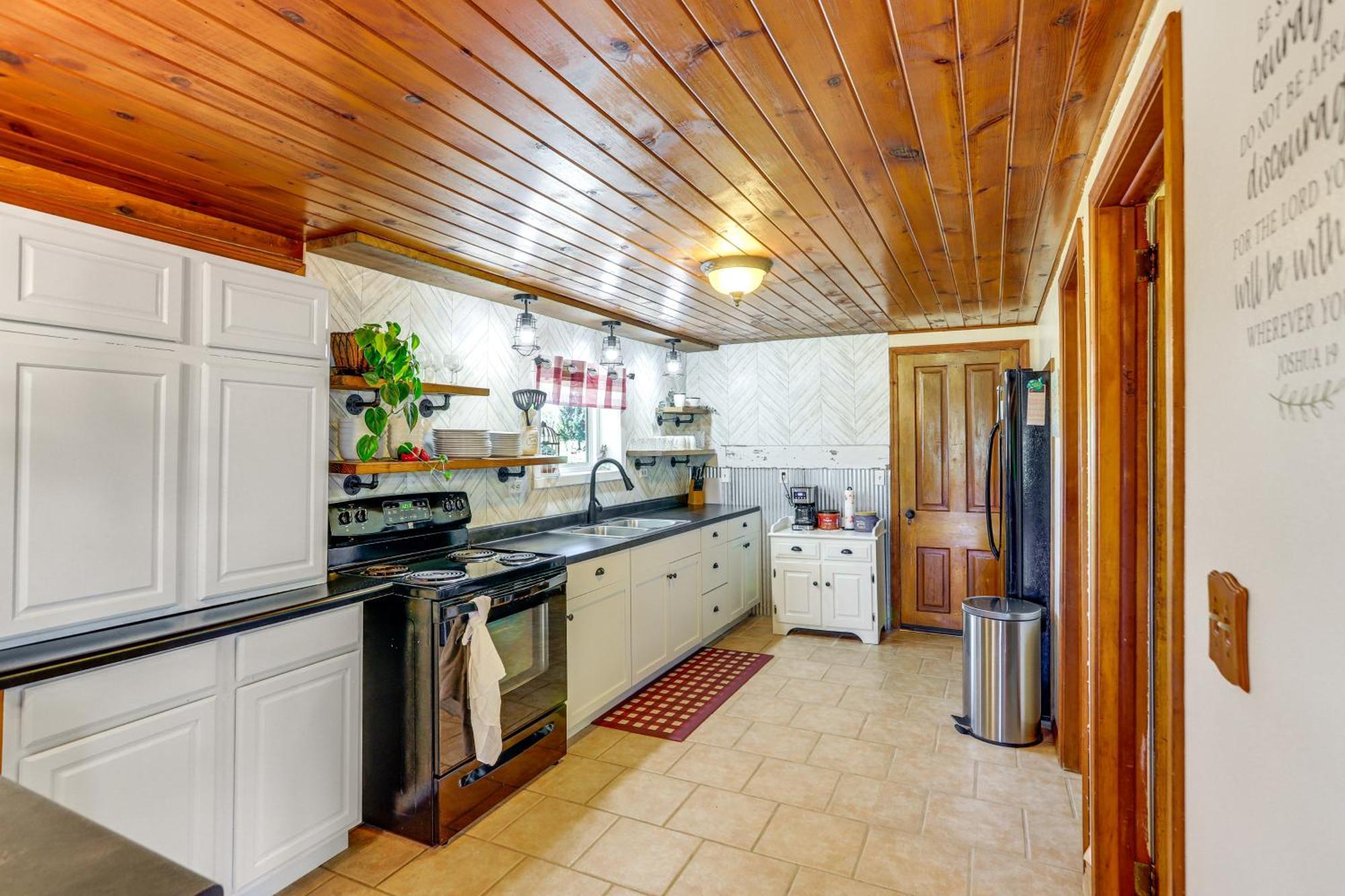 Quiet Shiloh Retreat With Spacious Yard And Fireplace! 外观 照片
