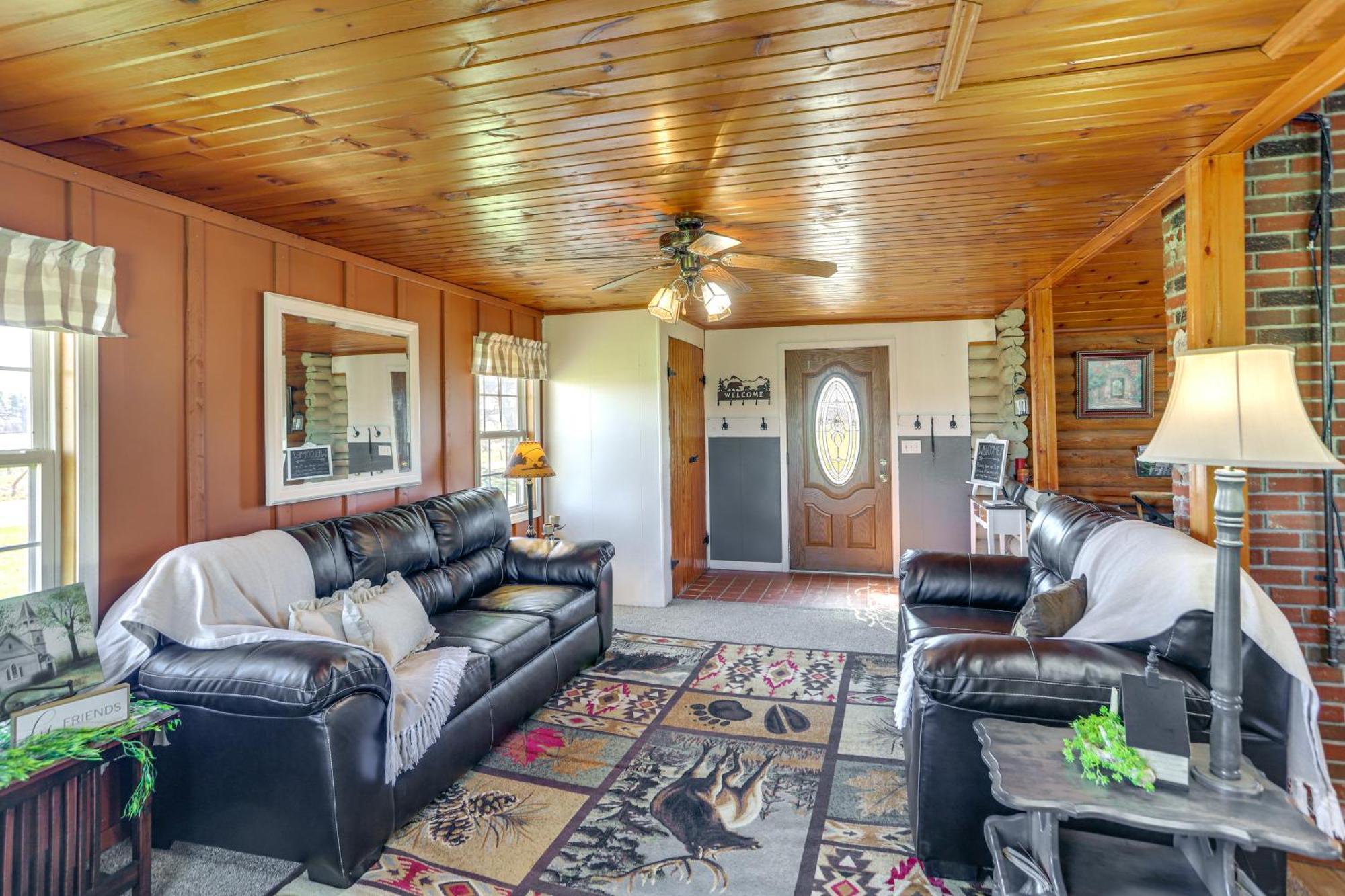 Quiet Shiloh Retreat With Spacious Yard And Fireplace! 外观 照片